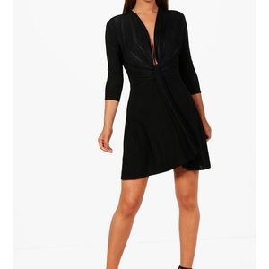 ⚡️⚡️Boohoo Navy blue dress(NWT)